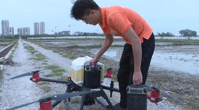 两三分钟播种一亩田，无人机在白云越来越流行了2.png