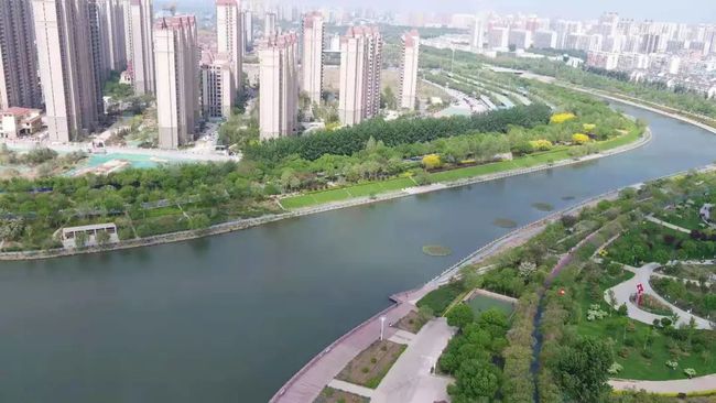 厉害了！衡水开启无人机巡河模式 全方位守护一湾碧水4.jpg